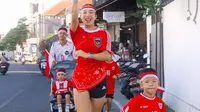 Jennifer Bachdim Ajak Anak Lari 1,78 Km Rayakan Kemerdekaan RI