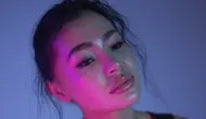 Trik Makeup Glowing untuk Wajah Lebih Tirus, Samarkan Pipi Tembam dengan Teknik Ini