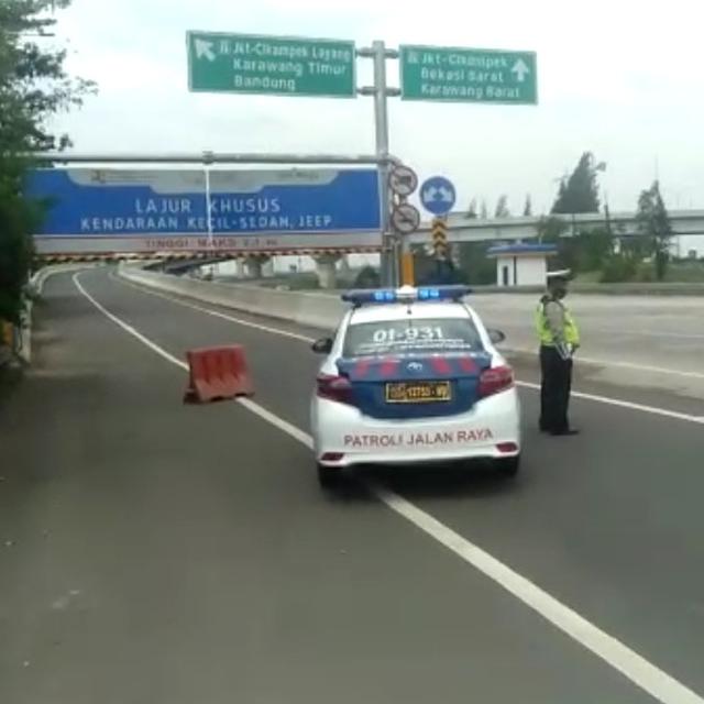3 Ruas Tol Terendam Banjir Ditutup Sementara Dan Arus Kendaraan Alihkan Bisnis Liputan6 Com