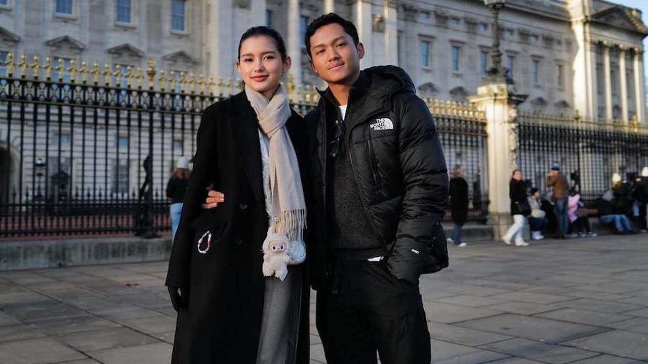 9 Potret Azriel Liburan Bareng Sarah Menzel Dari London Sampai Roma, Ketika Keluarga Besarnya Liburan di Jepang