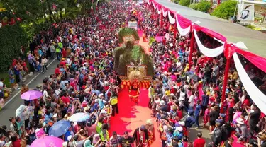 Beragam atraksi disajikan dalam karnaval ini, mulai dari pertunjukan barong sai, liong, reog Ponorogo, marching band, sisingaan, ondel-ondel, dan lain-lain.