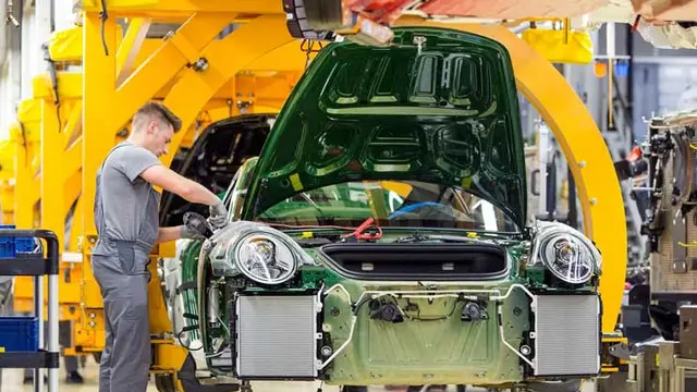 Porsche justru bangun fasilitas perakitan di Malaysia (Carscoops)