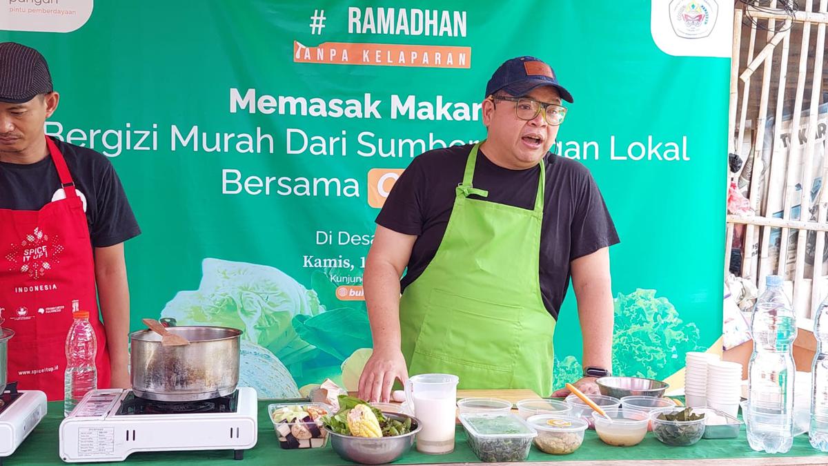 Chef Ragil Edukasi Ibu-Ibu di Kampung, Berikan Contoh Masakan Murah ...