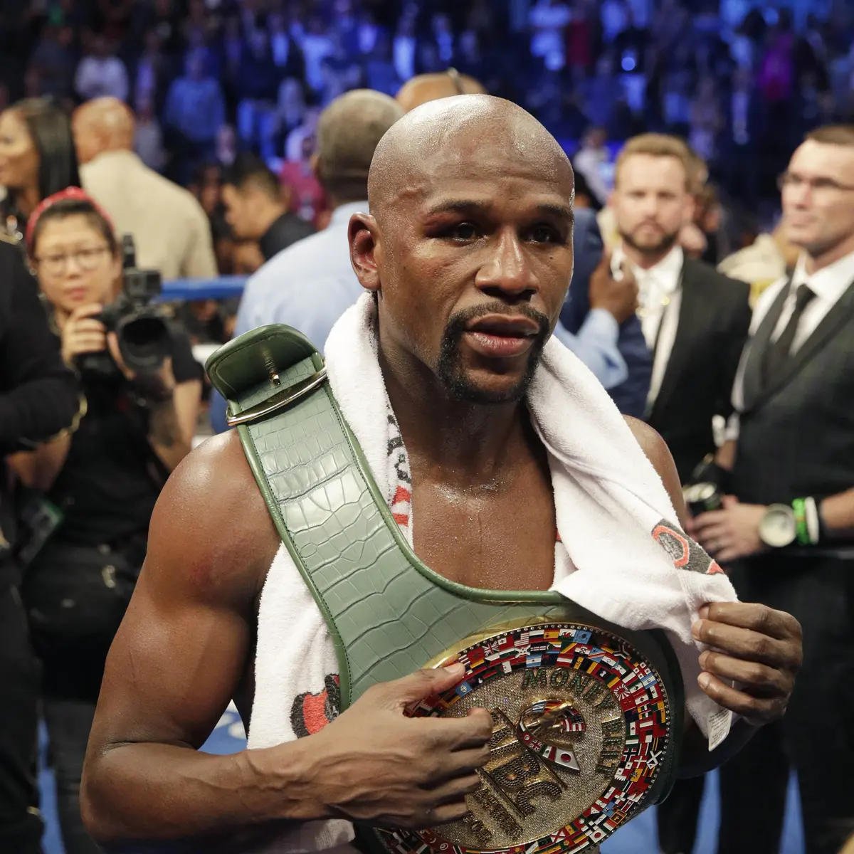 Floyd Mayweather Jr Dihampiri 2 Kabar Duka Dalam Sepekan - Ragam Bola.com