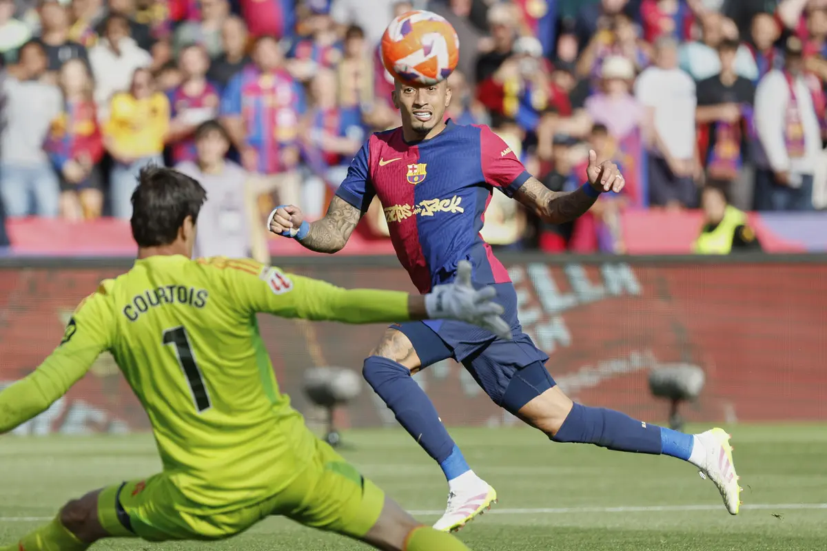 Foto: Barcelona Tegaskan Dominasi atas Real Madrid Musim Ini, Kini Selangkah Lagi Rebut Gelar Liga Spanyol