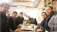 Evan Dimas Kuliner Beras Eropa Campur Kepiting di Spanyol 