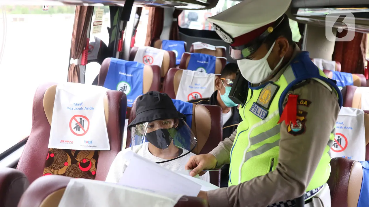 Exit Tol Merak Dijaga Ketat