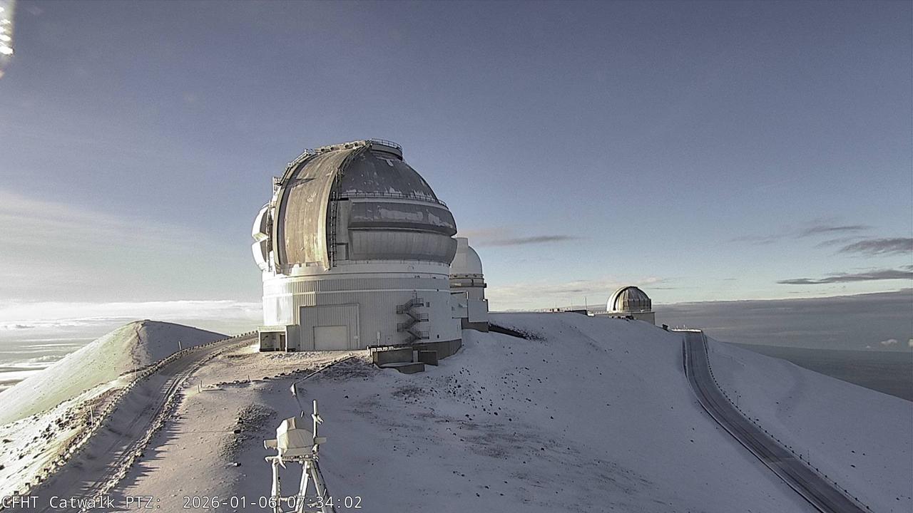 Kona Low Phenomenon: Rare Snow Covers Hawaiian Mountaintops
