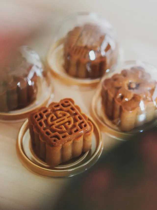Mooncake