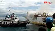 Saat sedang berlabuh di dermaga gudang Arang, Ambon, Maluku, kapal perintis KM Wetar terbakar. Menurut sejumlah warga, sebelum terbakar sempat terdengar ledakan dari dalam kapal. 