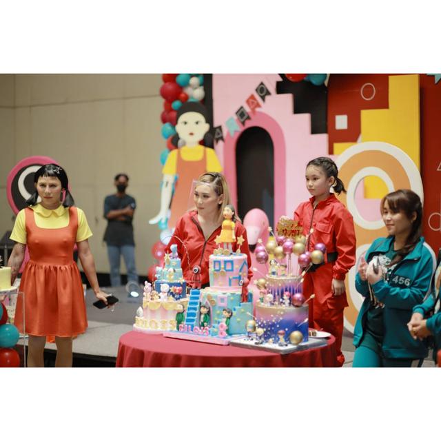 7 Momen Ulang Tahun Putri Ayu Ting Ting Ke-8, Gelar Pesta Bertema Squid Game