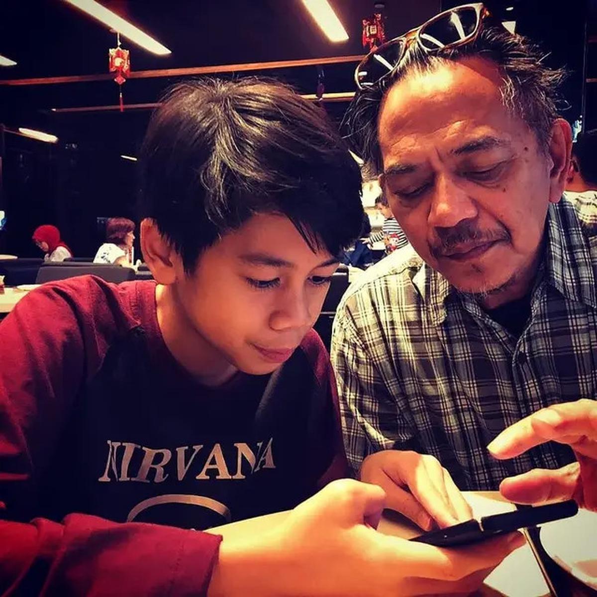6 Potret Ray Sahetapy Bareng Ramiza Anak Gisca Putri, Cucu Pertama Mirip Ibundanya