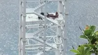 Wisatawan Asing Ikut Kritik Proyek Lift Kaca di Pantai Kelingking Nusa Penida Bali