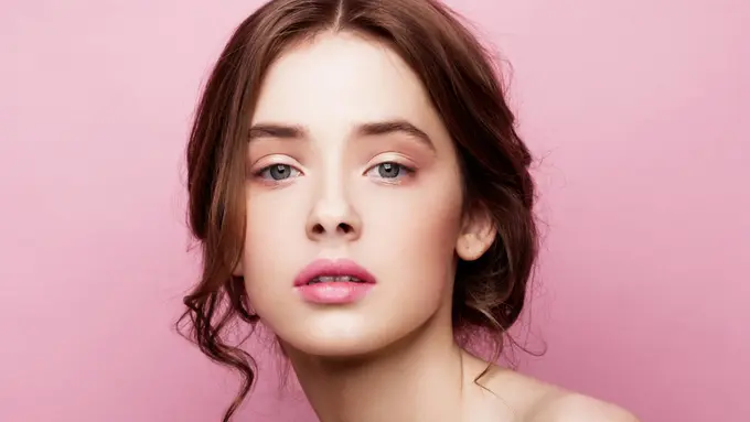 5 Tren Makeup Hits di Media Sosial, Berani Bereksperimen?