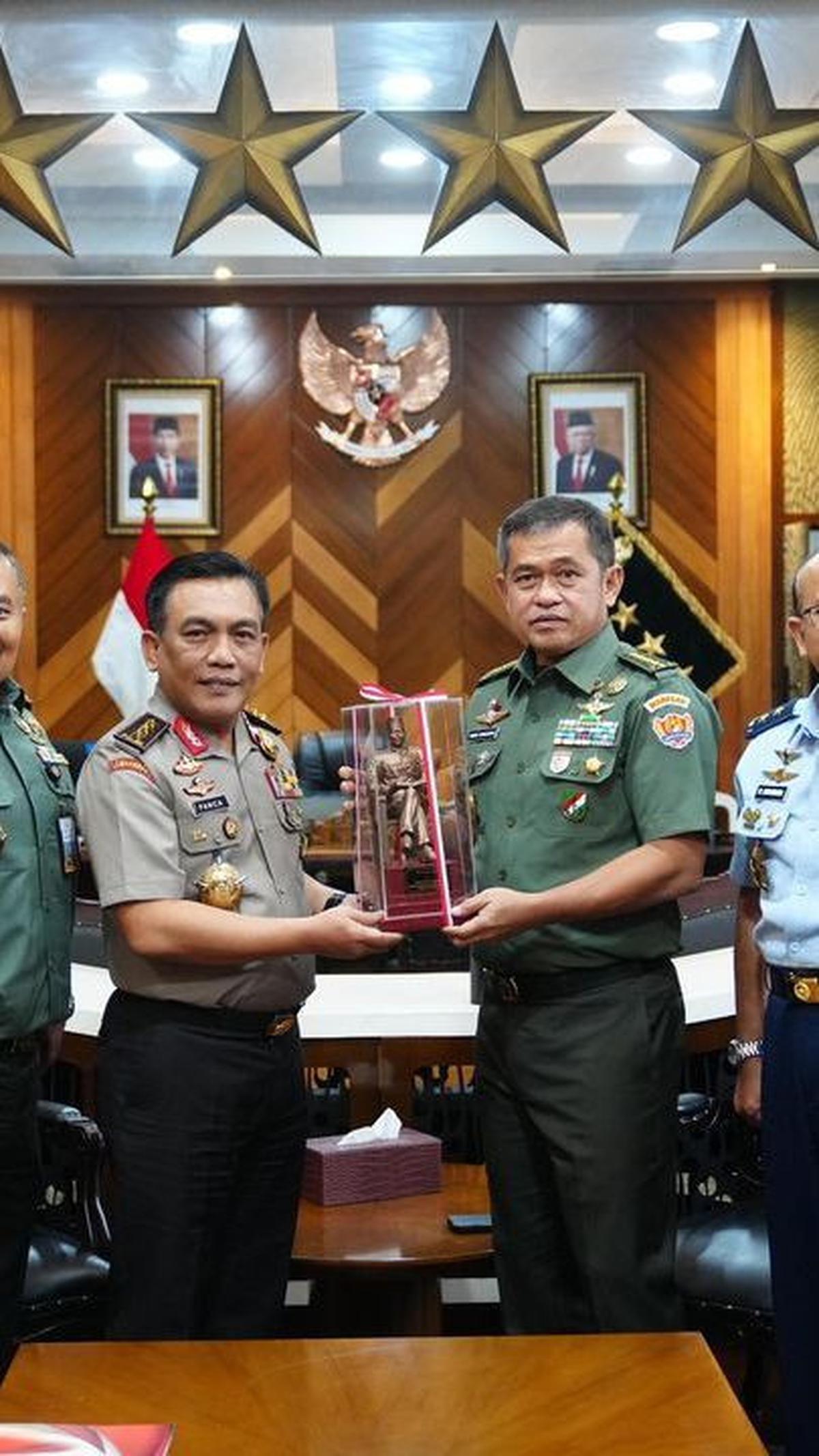 Profil Dua Jenderal Bermarga Simanjuntak