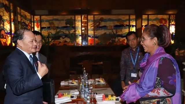 Menteri Kelautan dan Perikanan Susi Pudjiastuti melakukan pertemuan bilateral dengan Deputy Minister of Agriculture and Rural Development Vietnam, Hoàng Văn Thắng pada Jumat (12/10/2018). Dok KKP