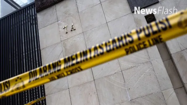 NEWS FLASH: Polisi Tangkap Adik Ramlan Butarbutar Perampok Pulomas 