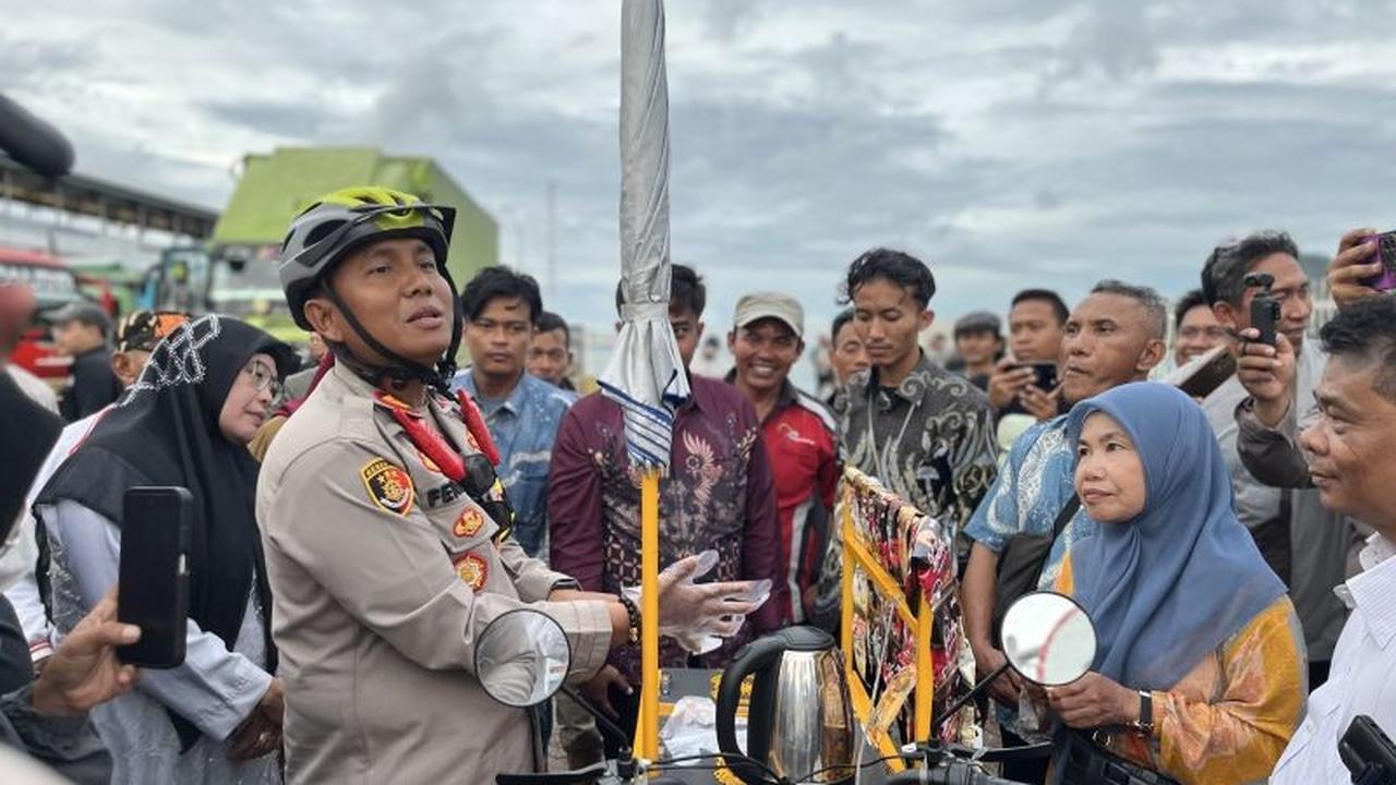 Inovasi KSKP Bakauheni: Polisi Sediakan Kopi Gratis untuk Masyarakat di Pelabuhan