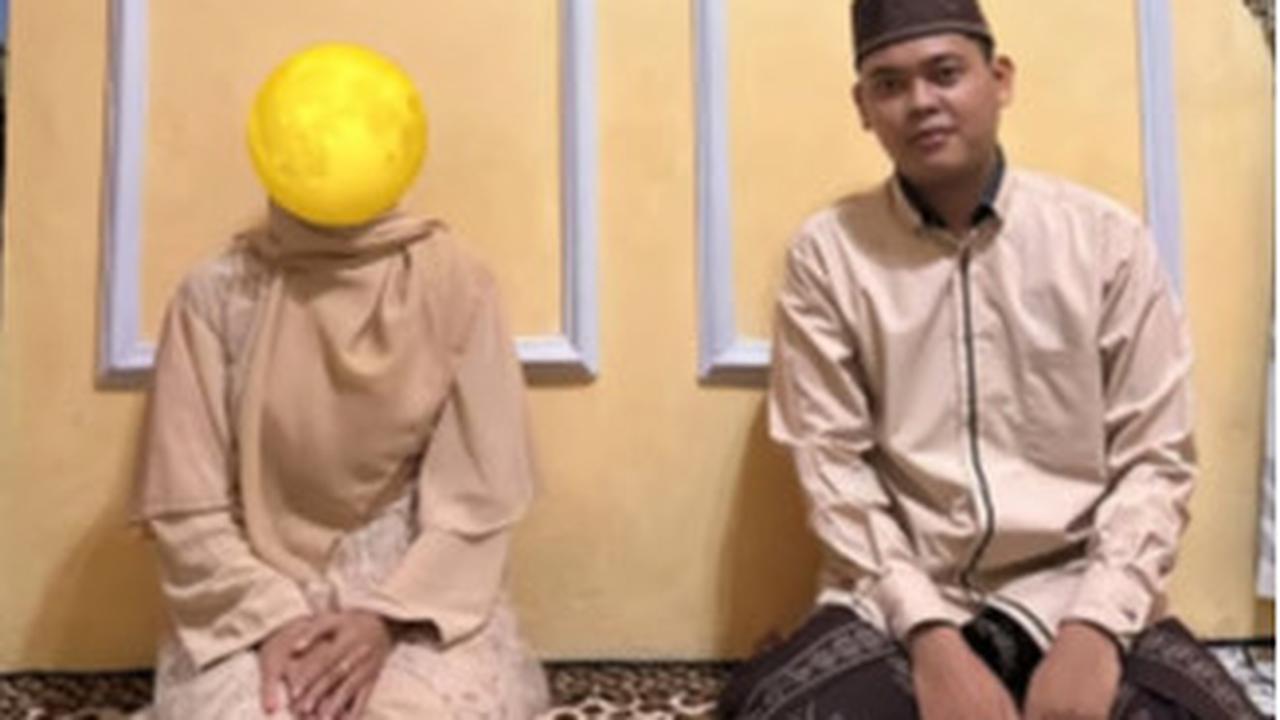 Sudah Tunangan & Tinggal Menikah