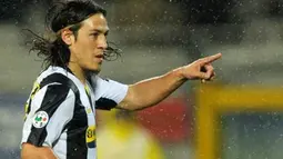 Juventus's midfielder Mauro German Camoranesi celebrates after scoring a goal during their "Serie A" football match Juventus vs Reggina at Olympic Stadium in Turin on November 29, 2008. AFP PHOTO / GIUSEPPE CACACE 
