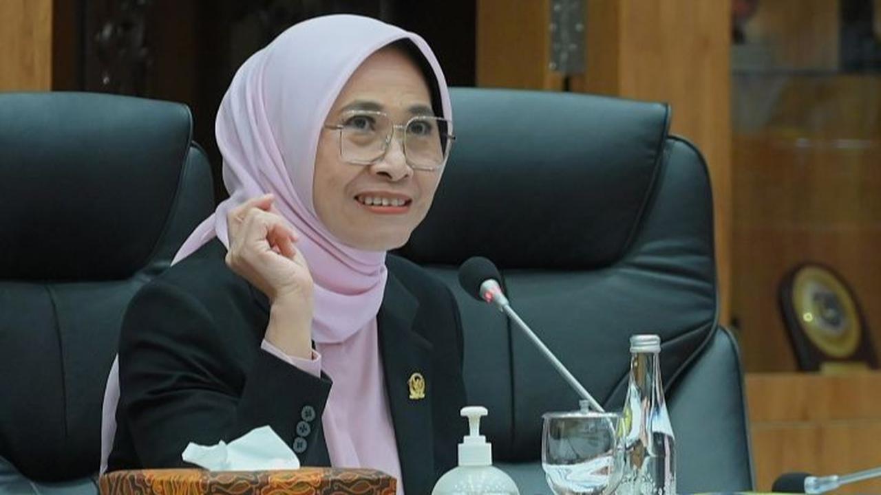 Disorot DPR, UGM Didesak Beri Hukuman Setimpal ke Guru Besar Pelaku Kekerasan Seksual