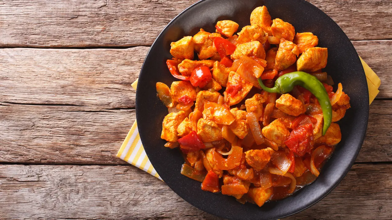 Resep Tumis Dada Ayam Saus Merah