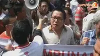 [VIDEO] Seringnya Listrik Padam, Warga Medan Geruduk Kantor PLN