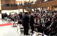 VIDEO: Momen Wakil Ketua DPR 'Walk Out' Pelantikan Rektor UPI Pakai Bahasa Inggris "Langgar UU!"