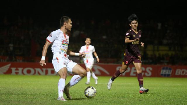 Duel PSM Makassar vs Persija Jakarta