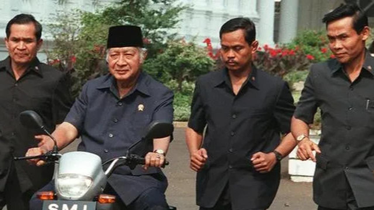 Pertemuan Penting di Jalan Cendana Sebelum Soeharto Mundur