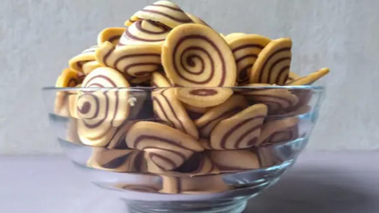 Tidak Keras Super Renyah, Kue Kuping Gajah Sajian Lebaran 2025