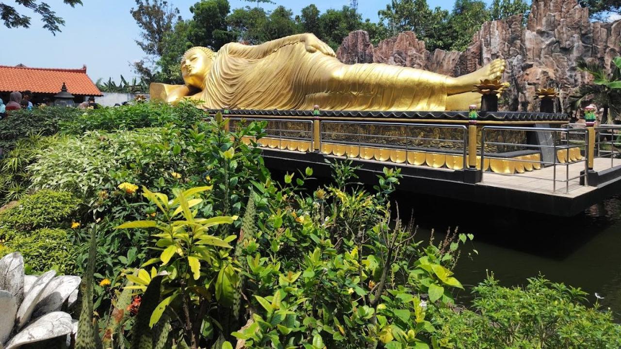 Wisata Religi