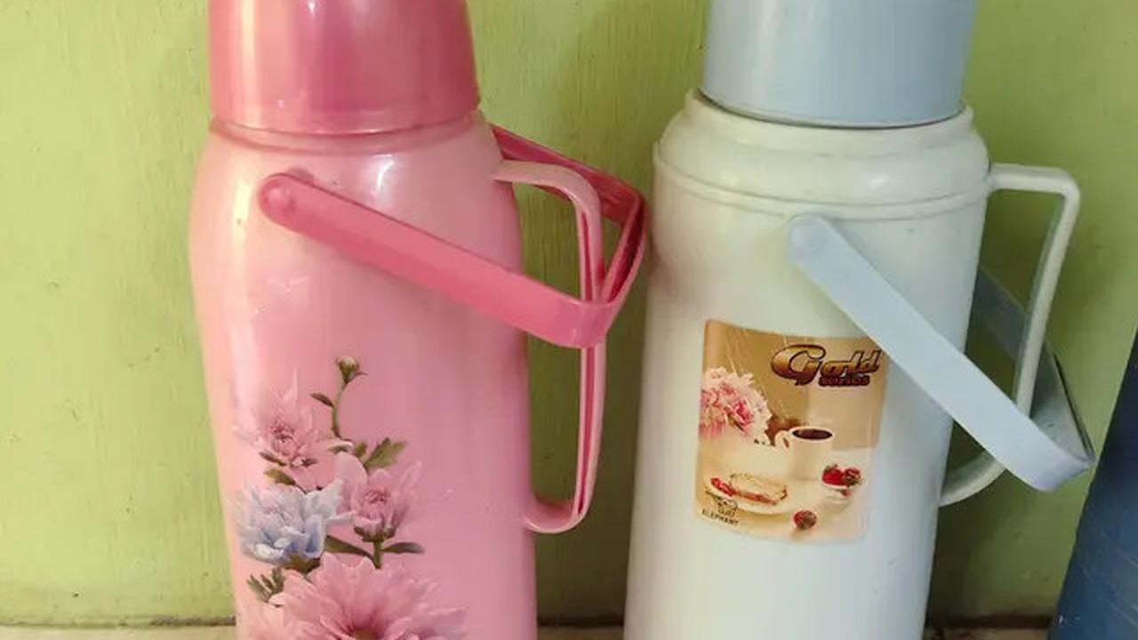 6 Potret Termos Jadul Ini Emak-emak Relate, Netizen Sebut Tumbler Estetik