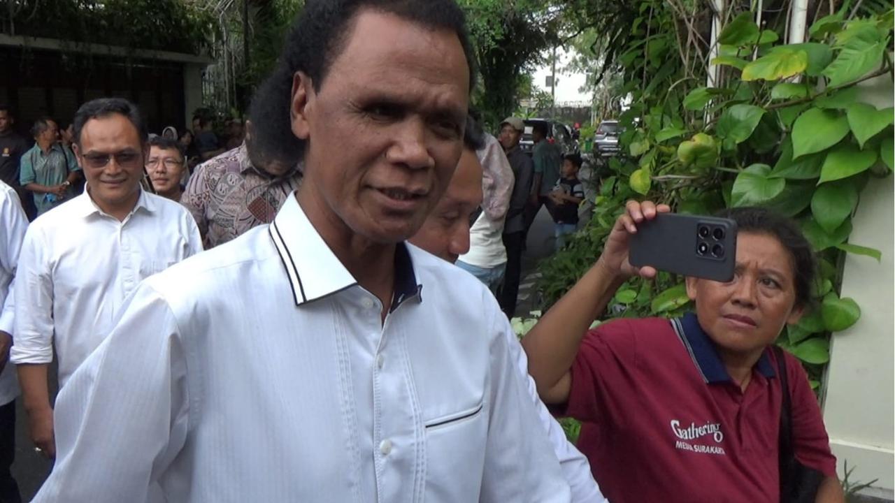 VIDEO: Galak Hercules Bela Habis Jokowi Isu Ijazah Palsu "Tak Usah Cari Masalah, Bikin Gaduh!"