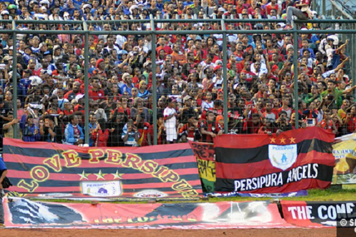Persipura vs Pahang FA