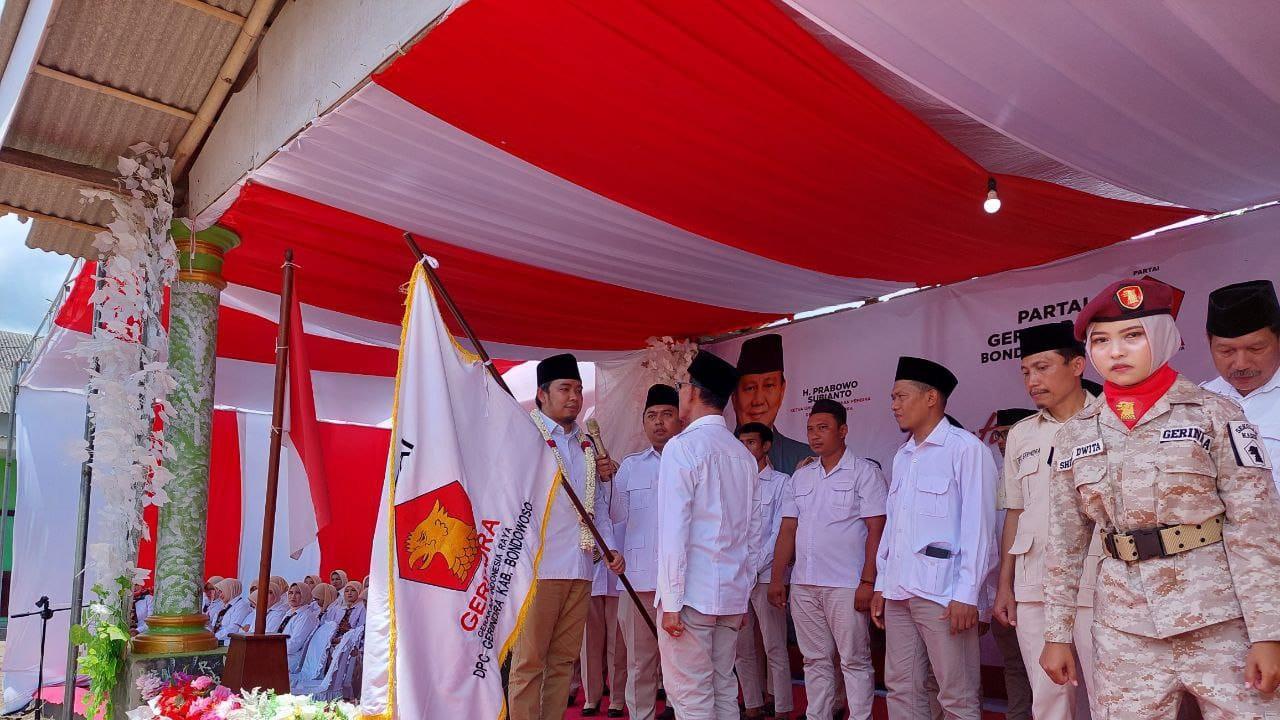 Pelantikan Setiyo Budi sebagai Ketua DPC Partai Gerindra Bondowoso. (Istimewa).