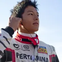 Melalui akun Twitternya pembalap nasional Rio Haryanto ucapkan terimakasih kepada Menpora Imam Nahrawi. Apa alasannya? 