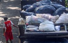 Kedapatan Buang Sampah Sembarangan, 30 Warga Yogyakarta Didenda Rp400 Ribu