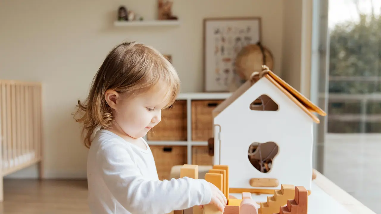 Cara Melatih Anak agar Lebih Mandiri Melalui Kebiasaan Kecil yang Diterapkan dalam Kehidupan Sehari-hari di Rumah