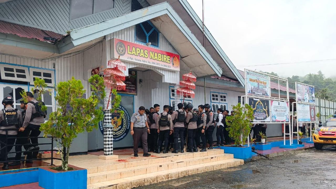 19 Narapidana Termasuk KKB Kabur dari Lapas Nabire, Brutal Serang Petugas Pakai Parang