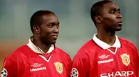 Dwight Yorke dan Andy Cole (manutd.com)