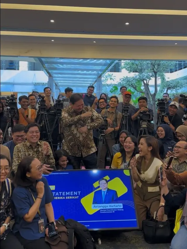 Menko Airlangga Joget Pacu Jalur Usai Bahas Kerja sama RI-AS