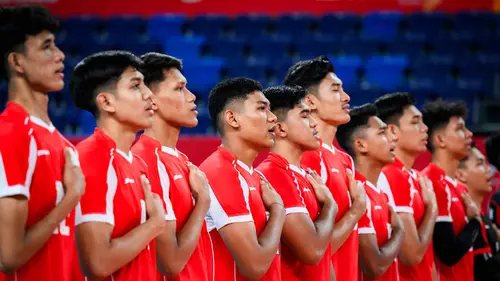 <p>Timnas voli Indonesia kalah dari Ukraina&nbsp;2-3 (18-25, 28-26, 22-25, 2523, 7-15)&nbsp;pada laga ketiga Pool D Kejuaraan Dunia Voli Putra U-21 2025 di Jiangmen Sports Center, China, Sabtu (23/8).&nbsp;(foto: Volley Ball World)</p>