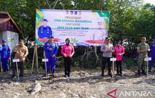 Polda Jambi Lestarikan Lingkungan: Ribuan Mangrove Ditanam Sambut HUT Bhayangkara ke-80