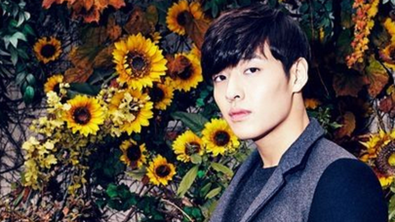  Kang Ha Neul Bersyukur Tak Trauma Lakukan Adegan Seks di Film