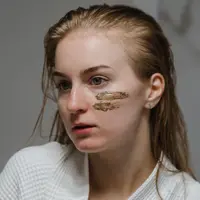 Lakukan beberapa tips berikut ini agar kulit wajah awet muda. (pexels/polina kovaleva).