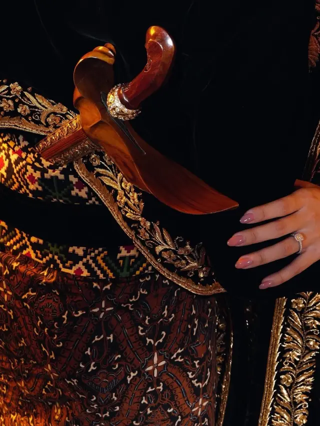 Keris Justin Hubner saat Prewedding Bersama Jennifer Coppen. [@jennifercoppenreal20]