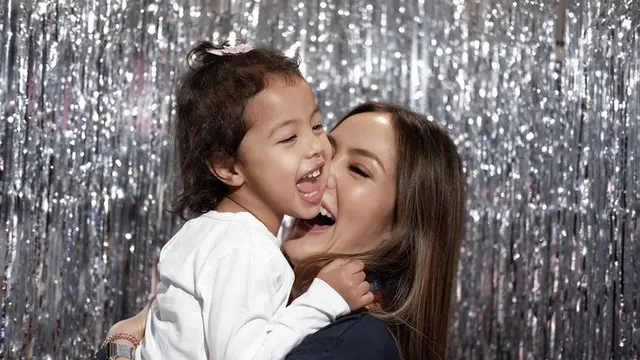 [Fimela] Cathy Sharon