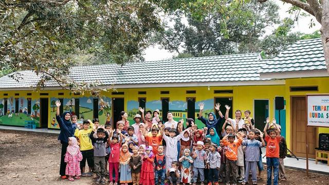 [Fimela] Ruben Onsu dan Sarwendah