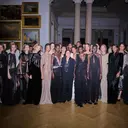 Debut Maria Grazia Chiuri di FENDI Couture, Angkat Sensualitas Lewat Siluet Mengalir